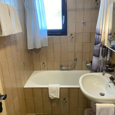 Hotel Garni Jägerhof 3*