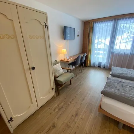 호텔 Garni Jaegerhof 3*