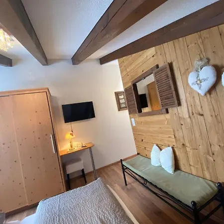 호텔 Garni Jaegerhof Saas Fee