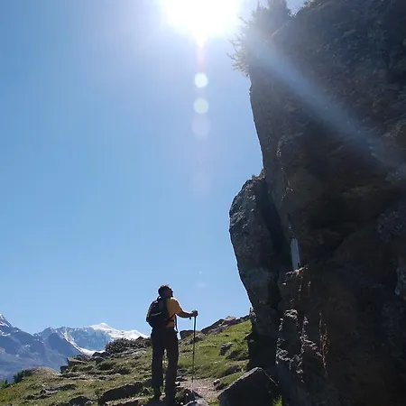 Otel Garni Jaegerhof Saas Fee