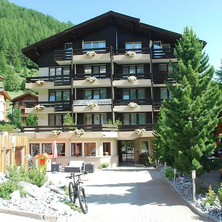 Garni Jaegerhof Hotel