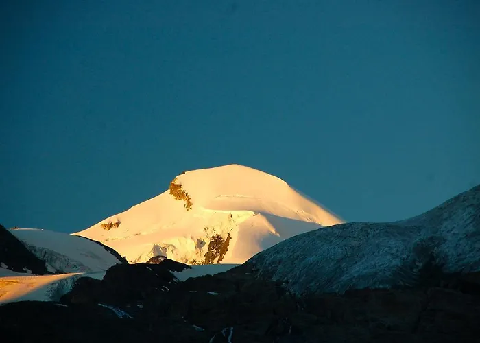 ガルニ イェーハーホフ サース フェー